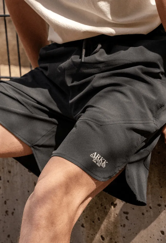 ARKK Essential Tech Shorts | Black White