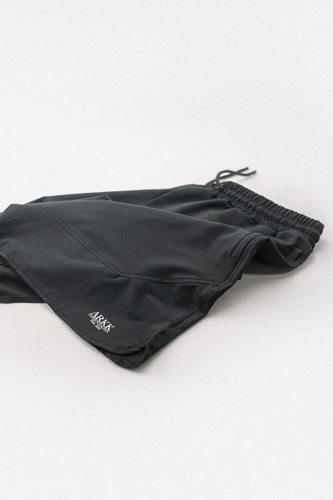 ARKK Essential Tech Shorts | Black White