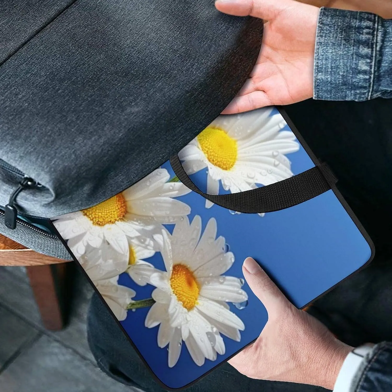 Beautiful Daisy Laptop Bag Durable Laptop Sleeve Water-Resistant Notebook Bag for Computer Or Tablet
