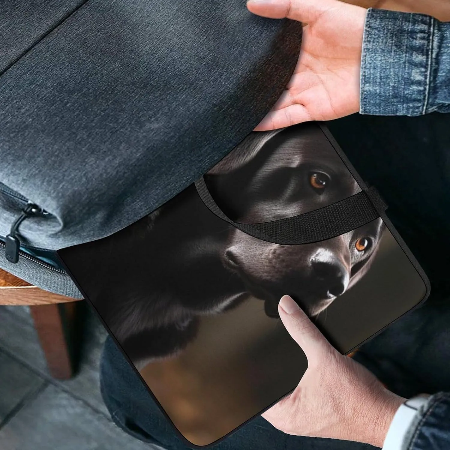 Black Labrador Laptop Bag Durable Laptop Sleeve Water-Resistant Notebook Bag for Computer Or Tablet