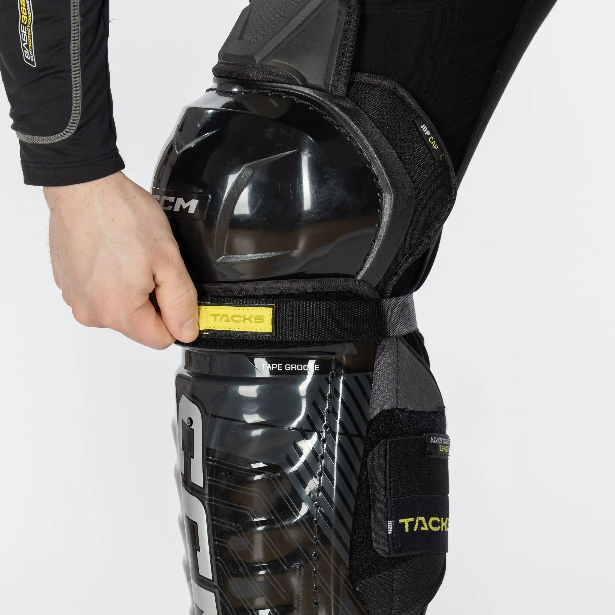 CCM Tacks AS-V Senior Hockey Shin Guards