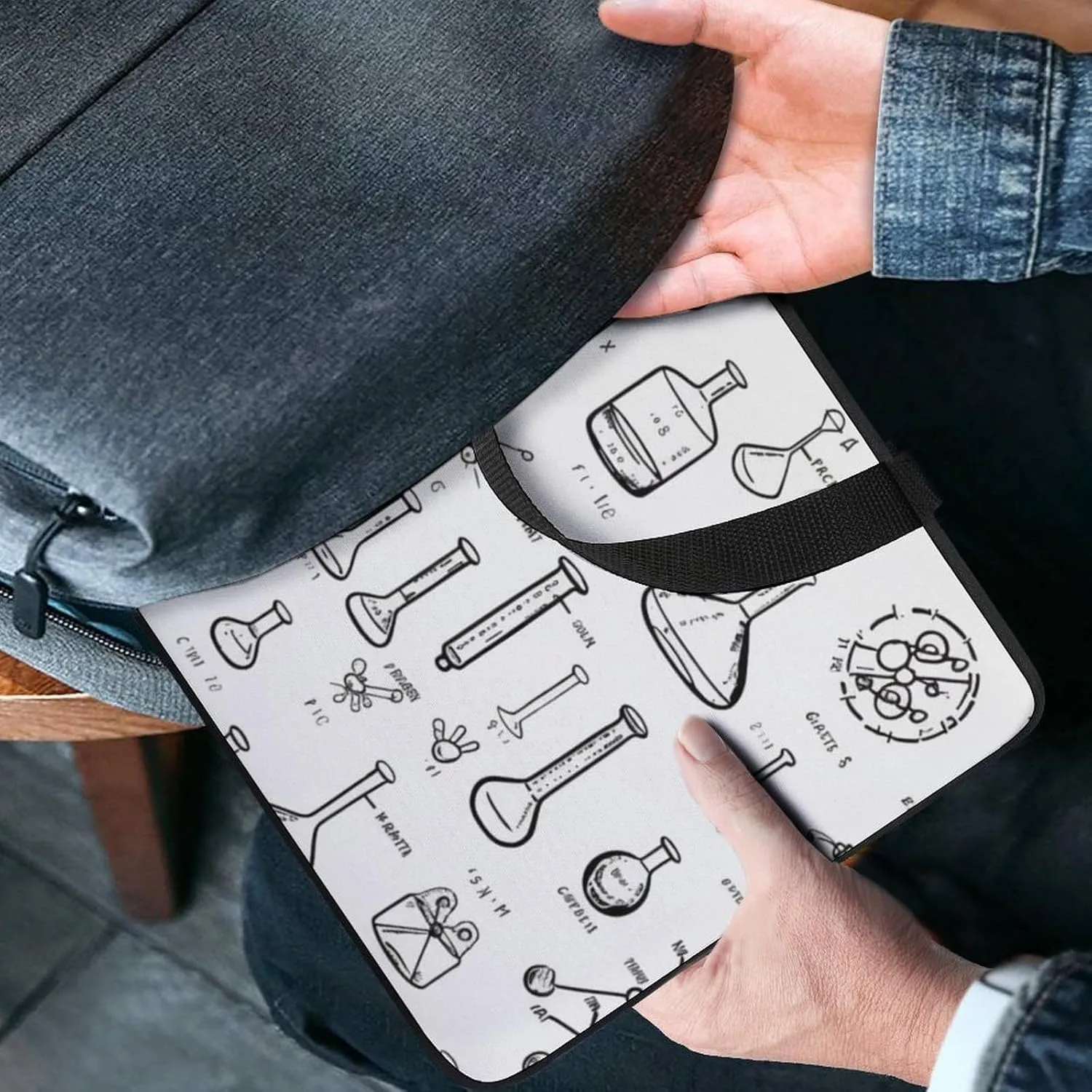 Chemistry Print Laptop Bag Durable Laptop Sleeve Water-Resistant Notebook Bag for Computer Or Tablet