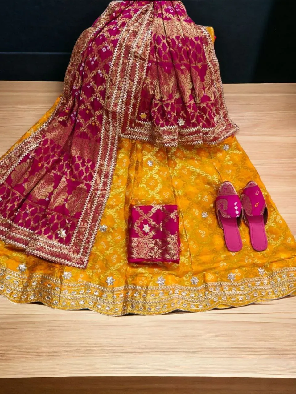 Gharchola bandhani gotapatti lehenga