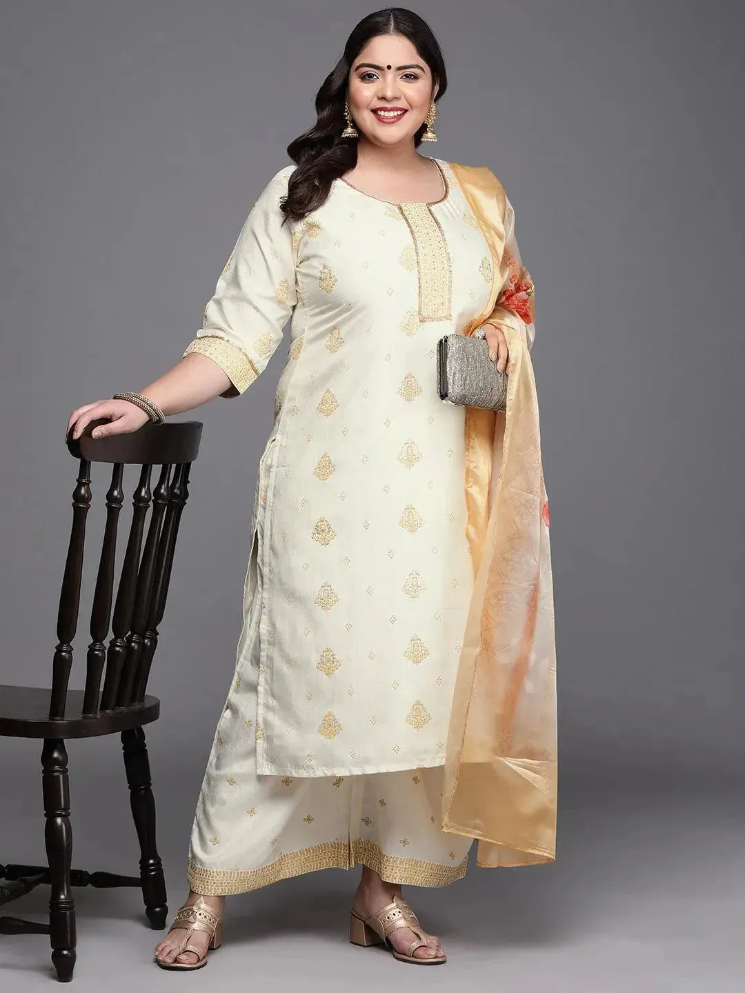 Plus Size Cream Printed Silk Blend Straight Kurta With Palazzos & Dupatta