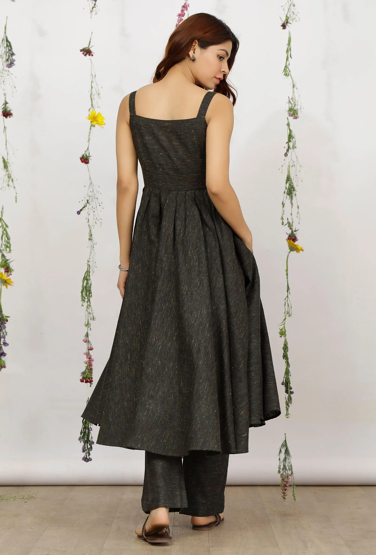 Set of 2: Dark Olive Sleeveless Cotton Khadi Kurta with Dark Olive Straight Pants