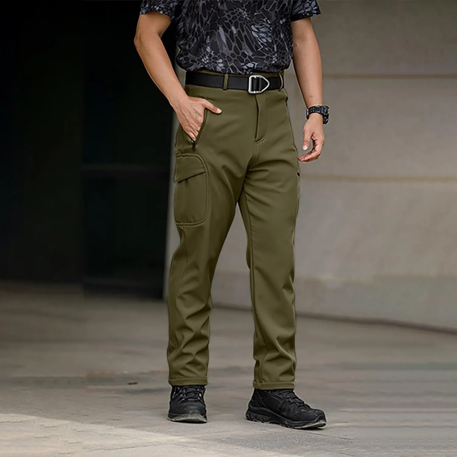 Tactical Pants Men Waterproof Fleece Lined Work Pants Ripstop Slim Fit Cargo Pants with Zipper Pockets Snow Ski Pants