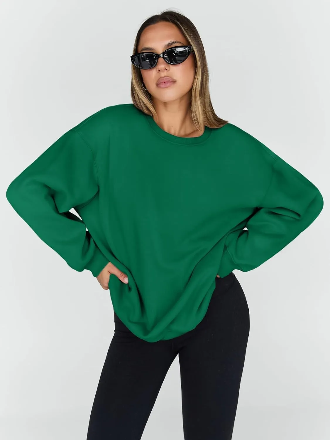 Trendy Queen Sweatshirts for Women Hoodies Oversized Crewneck Tops Sweaters Comfy Fall Winter Outfits Clothes 2025 Fashion