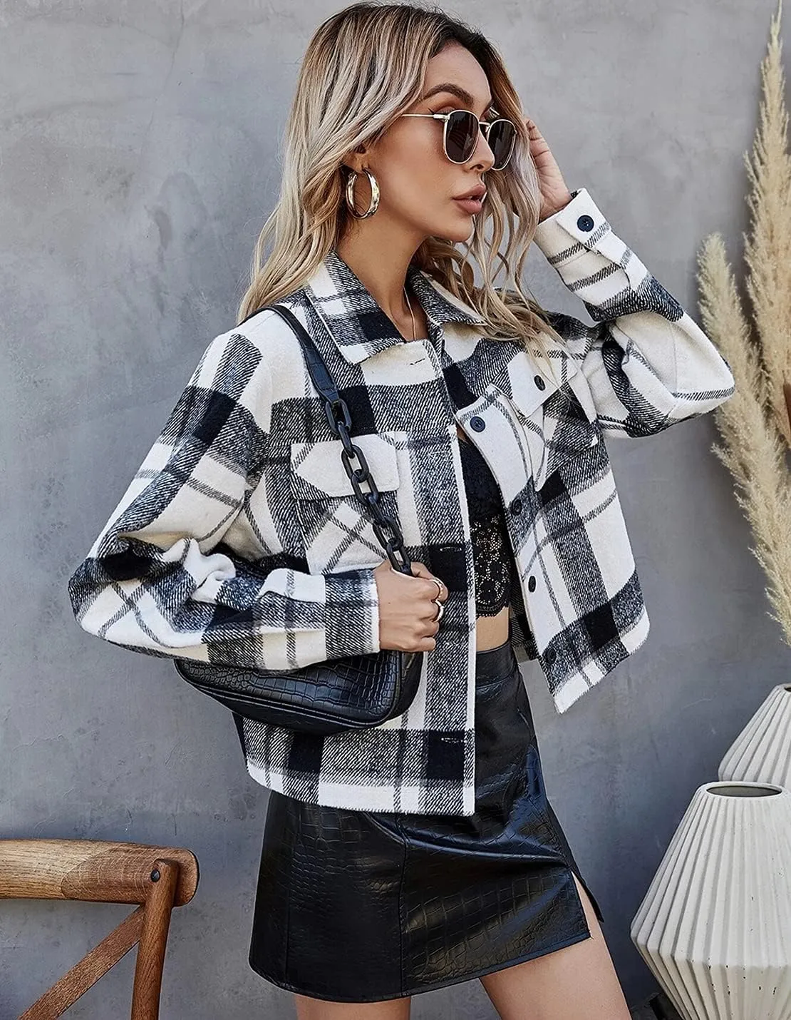 Women's Casual Flannel Wool Blend Plaid Shacket Long Sleeve Single Breasted Button Short Jackets Coat