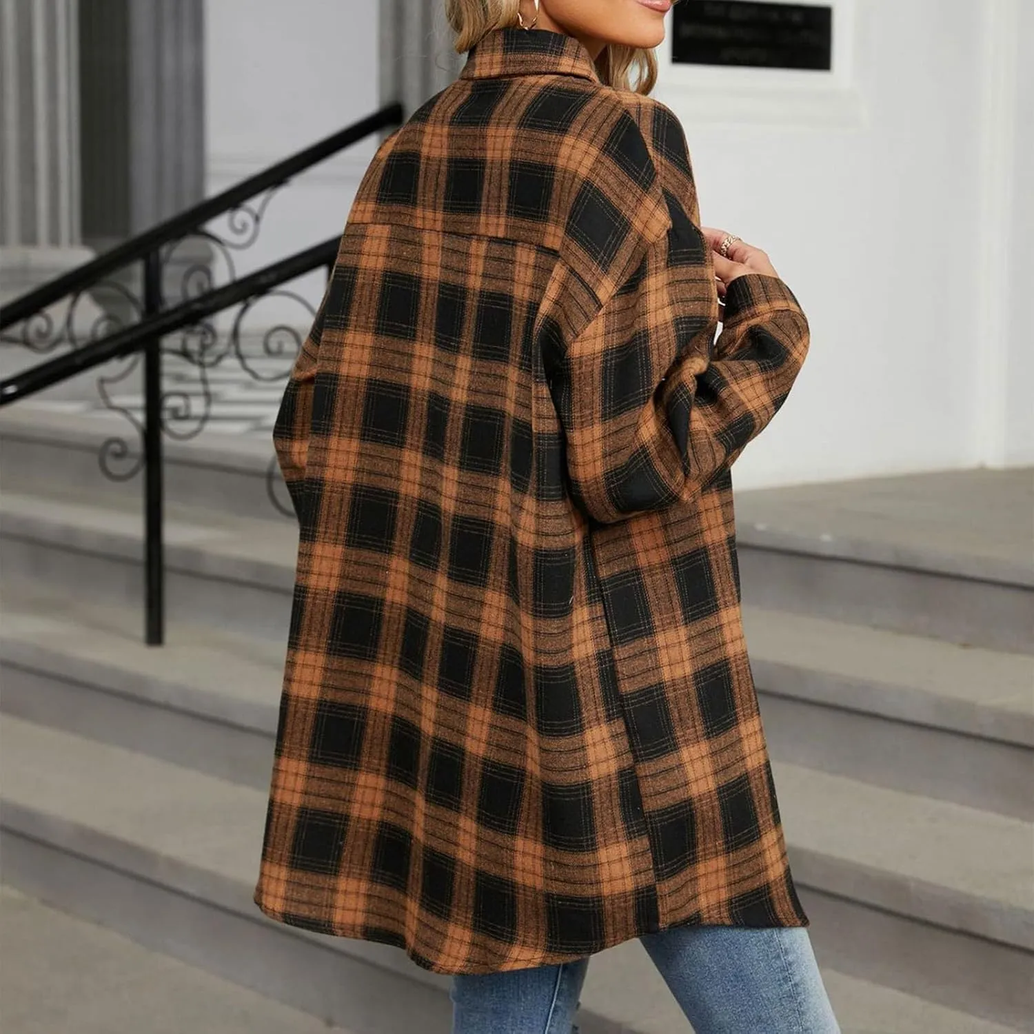 Womens Plaid Shacket Jacket Long Sleeve Button Down Shirts Casual Oversized Blouses With Pocket